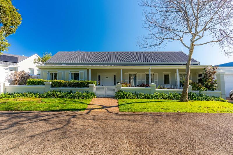 4 Bedroom Property for Sale in Steenberg Estate Western Cape